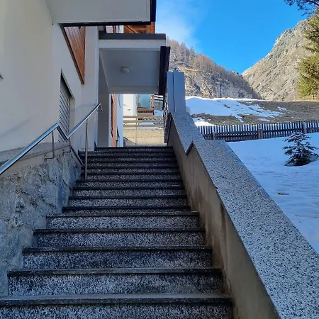 Haus Armina - Edward *