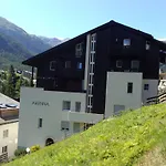 Haus Armina - Edward